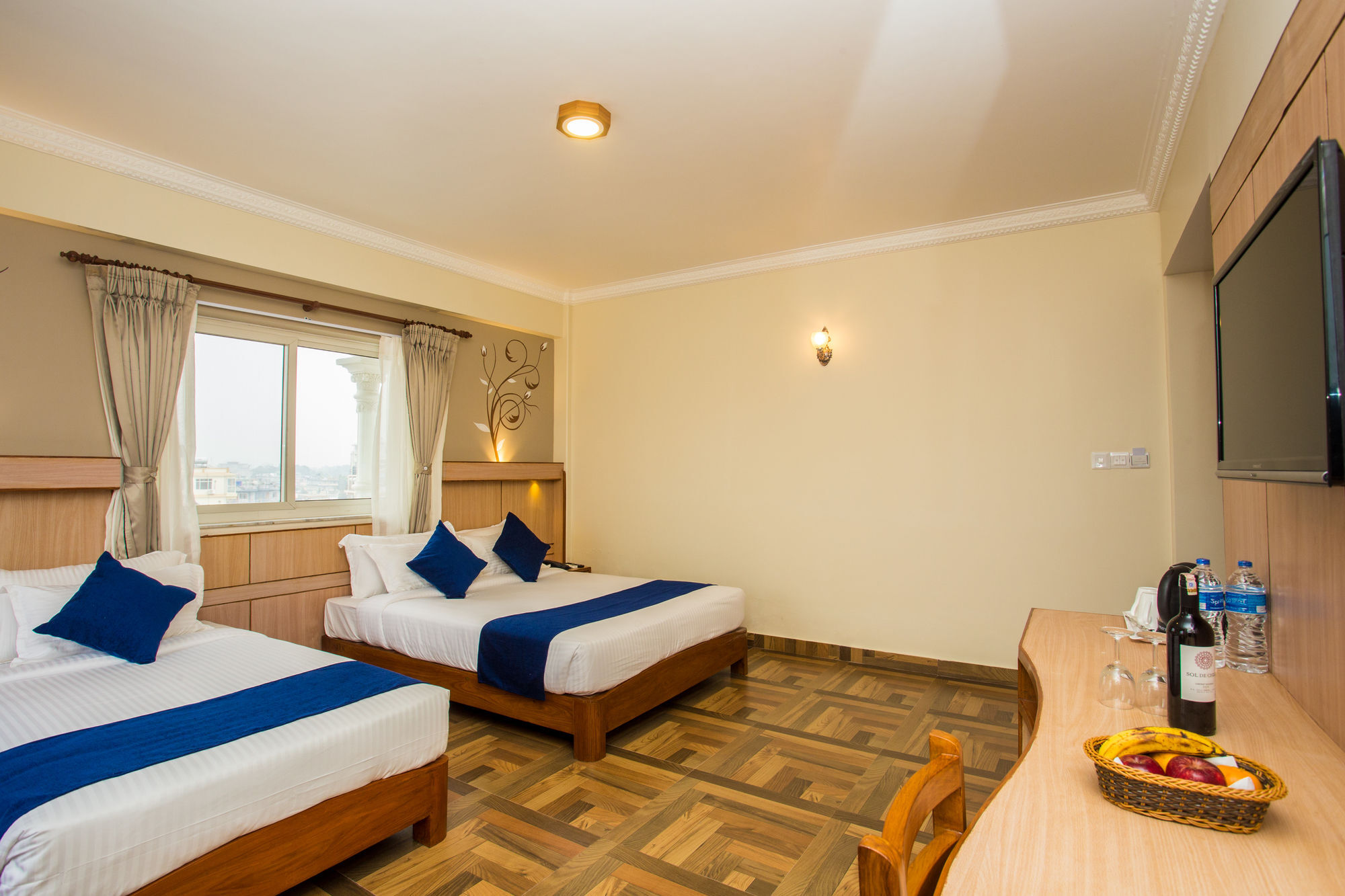 Hotel White Pearl Pokhara Exteriör bild